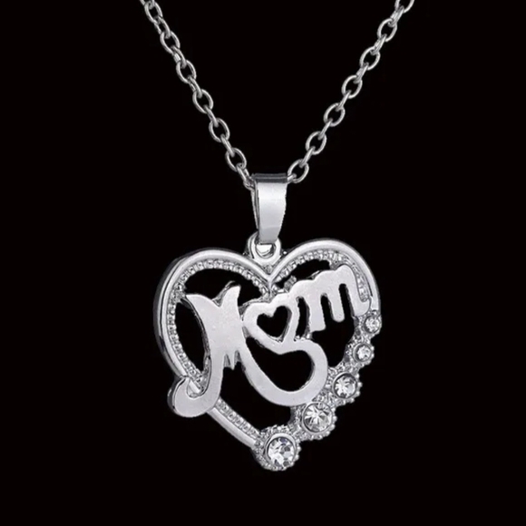 Boutique Jewelry - Silver Heart 'Mom' Pendant Necklace